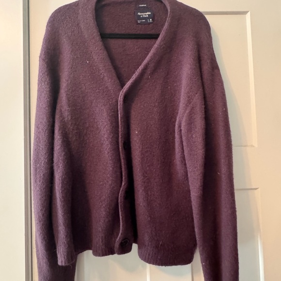 Abercrombie & Fitch Purple Cropped Cardigan Sweater - Picture 1 of 2